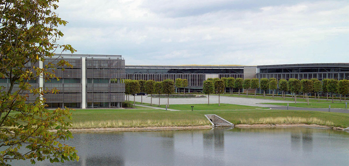 8 rolls royce chicester